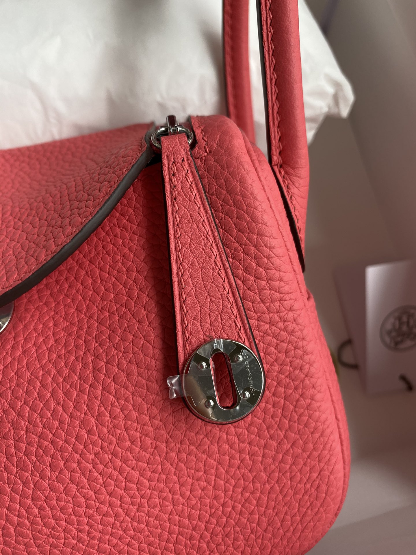 Hermes Mini Lindy 19cm Handbag Shoulder Bag In Rose Red Clemence Leather